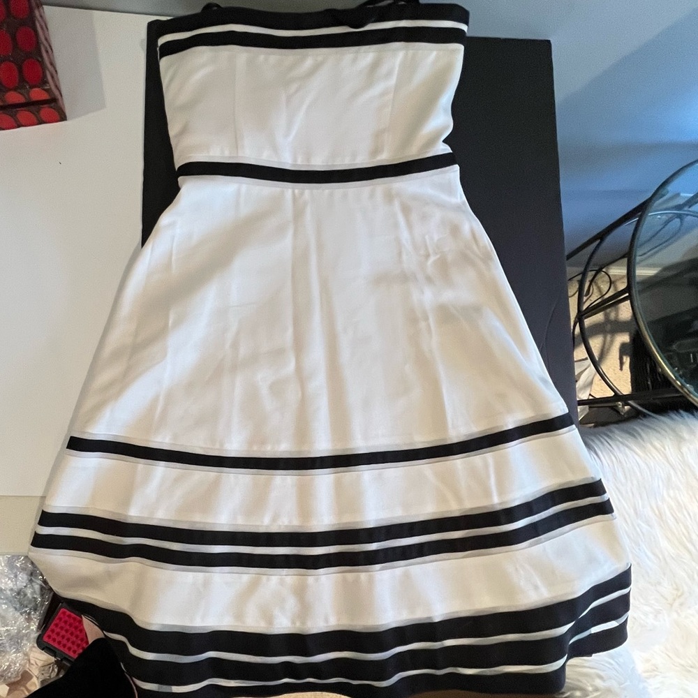 New Ann Taylor Strapless Striped Fit Flare Midi Dress Black White Piping 2P NWT - Picture 7 of 15